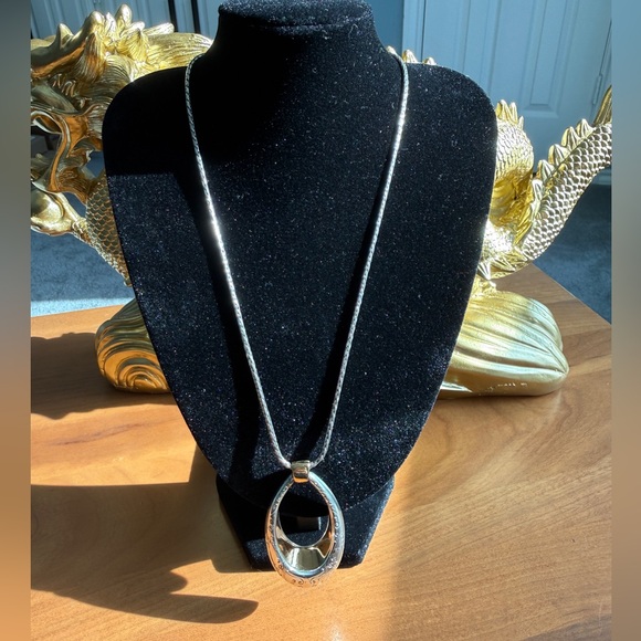 BRIGHTON VENEZIA SILVER AND GOLD PLATED PENDANT NECKLACE - Picture 4 of 7